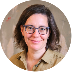 Porträt von Catherine Livet, zweite Vorsitzende von Les Nouvelles Voix Berlin